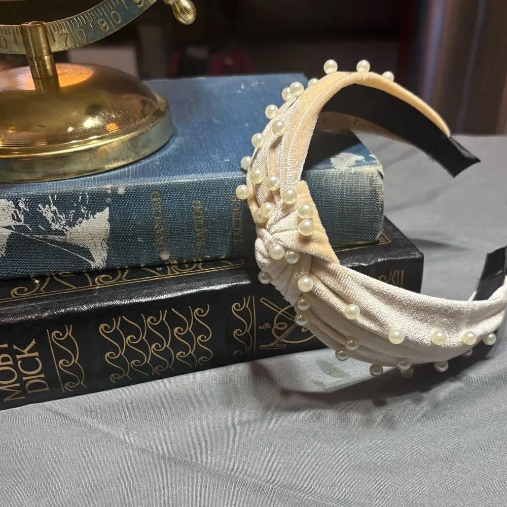 Elegant Pearl-Embellished Cream Headband New! Fashion Headband for Women & Girls